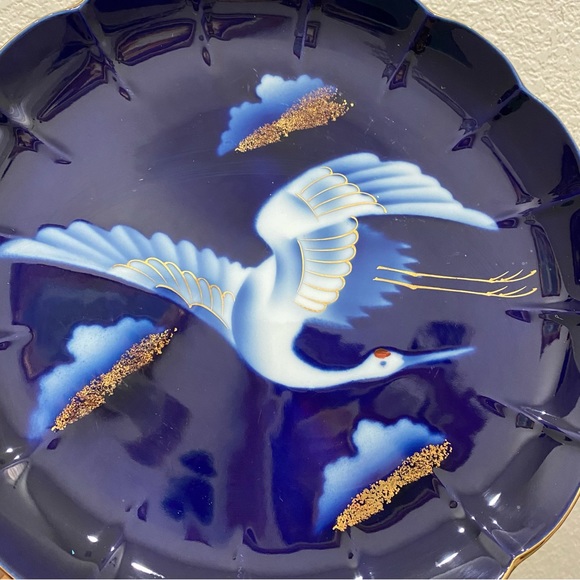 Vintage Japanese Nyazan Jakuzan Crane Cobalt Blue Decorative 10” Pedestal Plate - Picture 4 of 11
